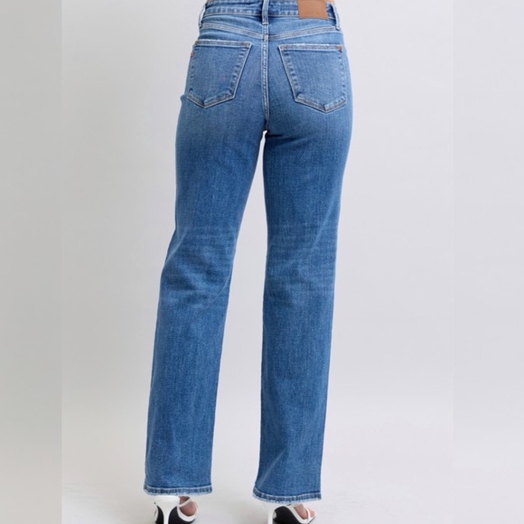 High Waist V- Front Vintage Wash Straight Jeans - Picture 11 of 16